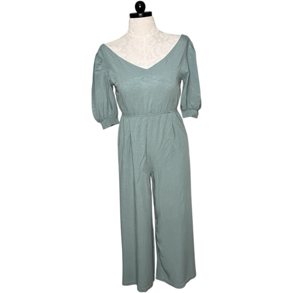 Sage Green Open Back Jumpsuit Sz Small - Picture 6 of 7